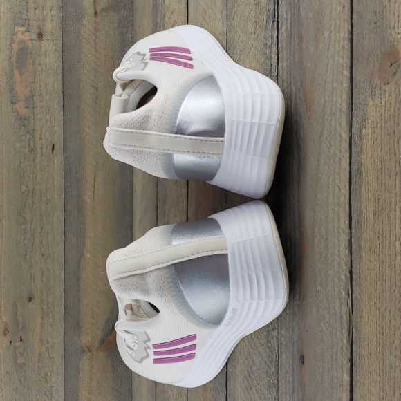 adidas QT Racer Sport Women's Running Shoe Chalk White/Cherry/Silver Metallic - Picture 4 of 9